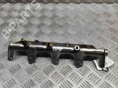 Used Injection rail VW GOLF V (1K1) 2.0 GTI (200 hp) 23562831