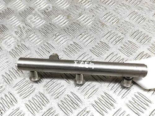 injection-rail-audi-a5-convertible-8f7-2009-2010-2011-2012-2013-2014-2015-2016-2017-24582083 main image