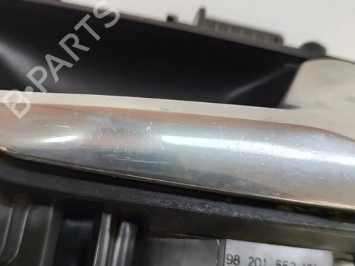 Front right interior door handle PEUGEOT 3008 II SUV (MC_, MR_, MJ_, M4_) 1.6 BlueHDi 120 | BP25219131I14 
