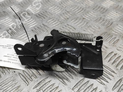 Used Hood lock BMW 1 (F21) 118 d (150 hp) 24582188