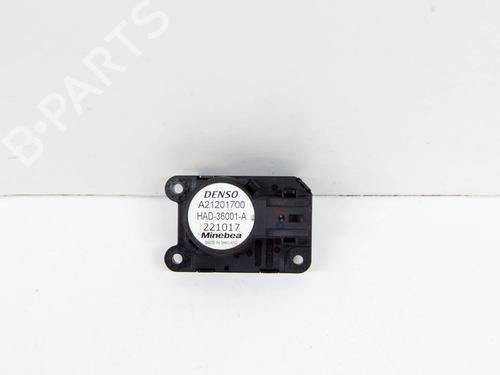Used Electronic module PEUGEOT 3008 II SUV (MC_, MR_, MJ_, M4_) 1.6 THP 165 (M45GYW, M45GZW, M45GYV) (165 hp) 14646436