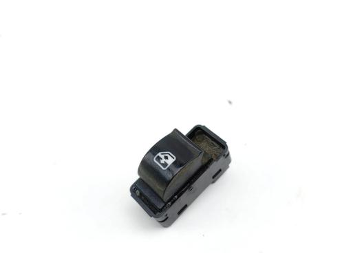 Left front window switch IVECO DAILY VI Platform/Chassis 33S13, 35S13, 35C13 | BP40083059I27 - Image 2