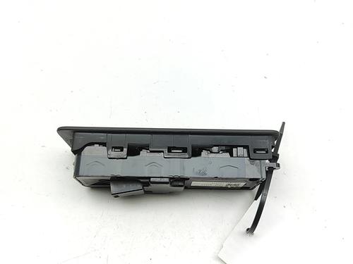 Right front window switch LAND ROVER DISCOVERY SPORT (L550) 2.0 D 4x4 | BP33039161I26 - Image 2