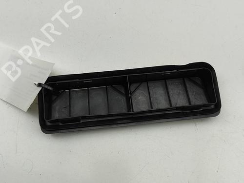 Used Grille VW T-CROSS (C11, D31) 1.0 TSi (116 hp) 28562849