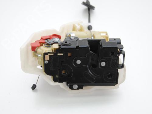 Used Rear left lock VW JETTA III (1K2) 2.5 (170 hp) 30226994