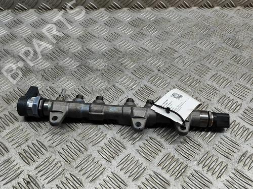 Used Injection rail BMW X1 (F48) xDrive 18 d (150 hp) 17374624