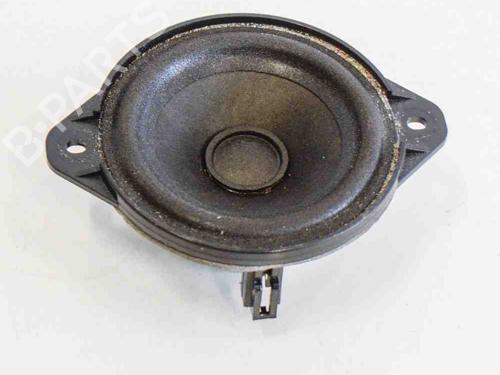 Used Speaker TESLA MODEL S (5YJS) 90D AWD (422 hp) 8834086