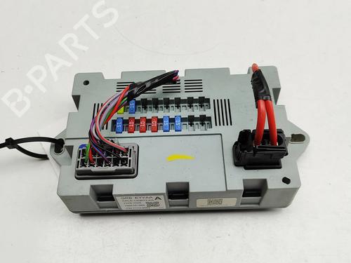 Used Fuse box Fuse box LAND ROVER RANGE ROVER SPORT II (L494) 3.0 SDV6 4x4 (306 hp) 33394948 33394948