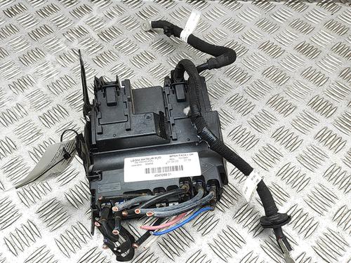 Fuse box PEUGEOT 3008 II SUV (MC_, MR_, MJ_, M4_) Hybrid 180 (M4DGLU) | BP30178421E1