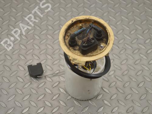 Used Fuel pump VW PASSAT B7 Variant (365) 2.0 TDI (140 hp) 30241516