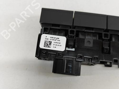  - Image 7