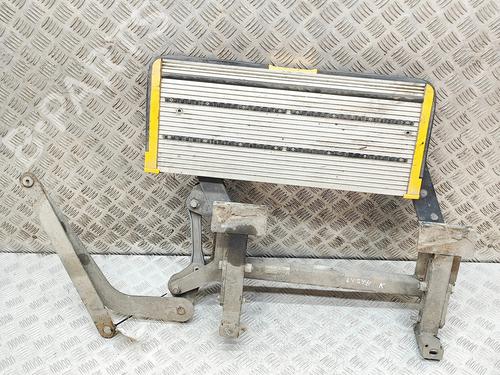 Used Step Step 38239064 38239064