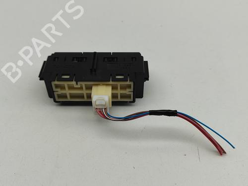 Switch TOYOTA PRIUS PLUS (_W4_) 1.8 Hybrid (ZVW4_) | BP27531856I30 
