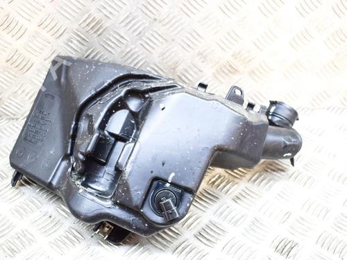 windscreen-washer-tank-tesla-model-3-5yj3-2017-27762083 main image