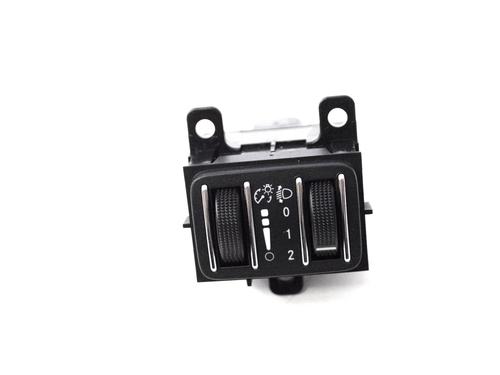 switch-maserati-ghibli-iii-m157-2013-33351821 main image