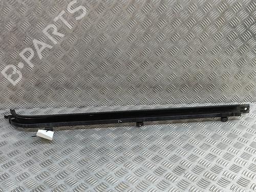 Used Hinge/Door check strap MERCEDES-BENZ V-CLASS (W447) V 220 CDI / d (447.811, 447.813, 447.815) (163 hp) 28437315