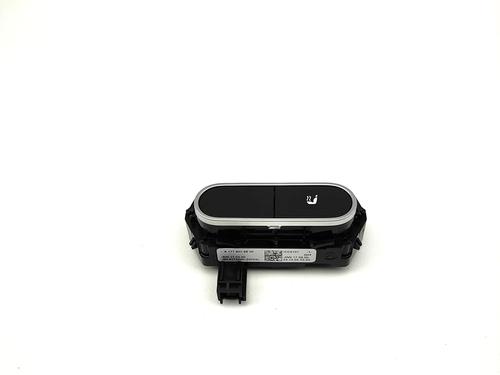 switch-mercedes-benz-eqa-h243-2021-36534240 main image