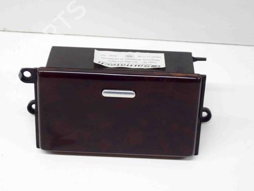 Boîte à gants AUDI A8 D2 (4D2, 4D8) 3.3 TDI quattro (224 hp) 8353972