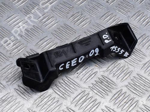Used Front bumper bracket KIA CEE'D Hatchback (ED) 1.6 CRDi 115 (115 hp) 14656522