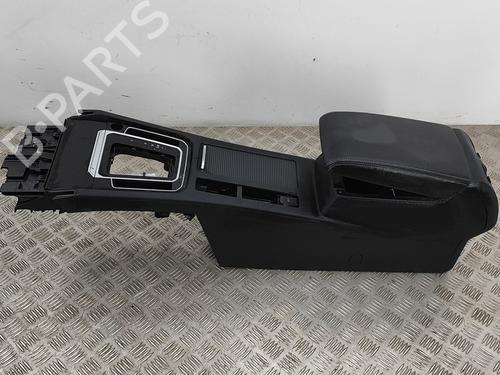 Used Middle console VW ARTEON (3H7, 3H8) 1.4 eHybrid (218 hp) 28552530