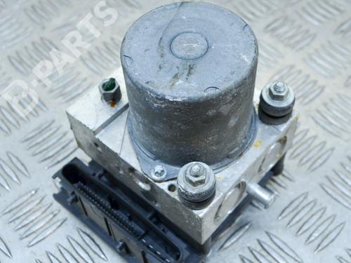 Used ABS pump RENAULT CLIO III (BR0/1, CR0/1) 1.2 16V (BR02, BR0J, BR11, CR02, CR0J, CR11) (75 hp) 8145303