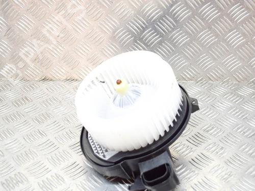 Ventilator motor LAND ROVER DISCOVERY V (L462) 3.0 Td6 4x4 | BP8840832M62 