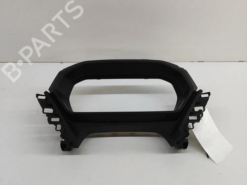 other-audi-q4-e-tron-suv-f4b-2020-28556829 main image