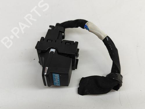 Used Switch NISSAN LEAF (ZE1) Electric (150 hp) 28431583