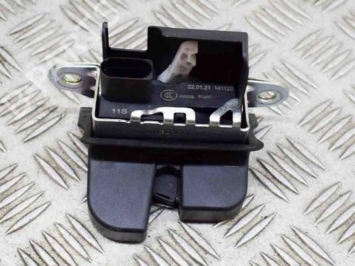 Used Tailgate lock VW GOLF VIII (CD1, DA1) 1.5 TSI (150 hp) 27763909