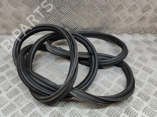 Used Rubber door seal Rubber door seal OPEL MOKKA / MOKKA X (J13) 1.7 CDTI (_76) (131 hp) 36043886 36043886