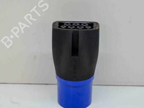 Used Wiring harness TESLA MODEL S (5YJS) 60 (388 hp) 14627545