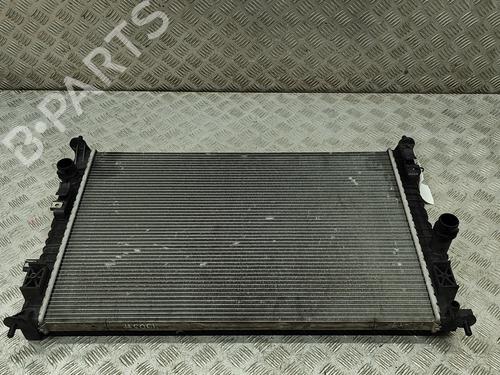 Used Water radiator PEUGEOT 3008 II SUV (MC_, MR_, MJ_, M4_) Hybrid (224 hp) 28553270