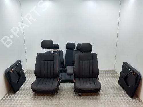 Juego Asientos MERCEDES-BENZ E-CLASS (W124) E 300 D (124.131) (136 hp) 32061115