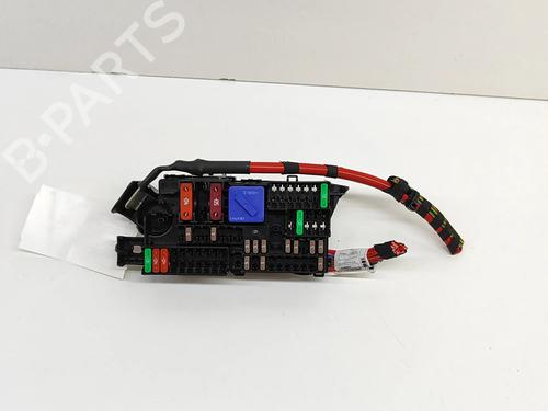 Used Fuse box Fuse box BMW iX (I20) xDrive 50 (523 hp) 28556485 28556485