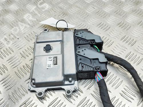 Used Engine control unit (ECU) Engine control unit (ECU) NISSAN LEAF (ZE1) Electric (218 hp) 39989362 39989362