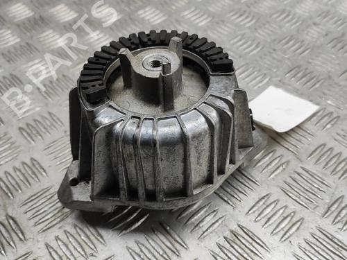 Used Engine mount MERCEDES-BENZ CLS (C218) CLS 250 CDI / BlueTEC / d (218.303, 218.304) (204 hp) 23416490