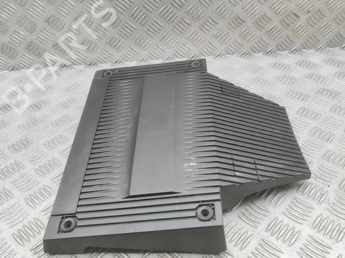 Used Upper protection Upper protection PEUGEOT 2008 II (UD_, US_, UY_, UJ_, UR_, UC_) e-2008 (UKZKXZ) (136 hp) 33798266 33798266