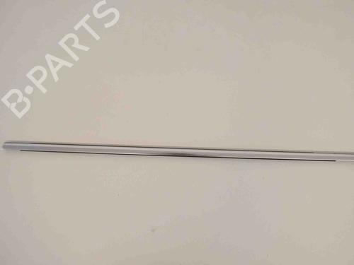 Dørlist VW SHARAN (7N1, 7N2) 2.0 TSI (220 hp) 30254399