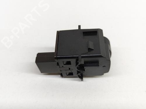 Switch PEUGEOT 3008 II SUV (MC_, MR_, MJ_, M4_) 1.5 BlueHDi 130 | BP21487130I30 