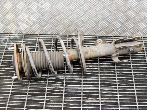 Used Right front shock absorber TOYOTA AURIS (_E18_) 1.8 Hybrid (ZWE186_, ZWE186R) (136 hp) 8835480