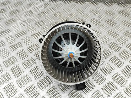 Heater blower motor PORSCHE 911 (991) 3.0 Carrera S | BP33391237M62 - Image 2
