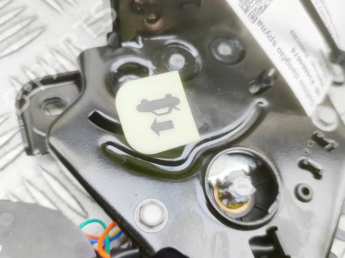 Tailgate lock TESLA MODEL 3 (5YJ3) EV Performance AWD | BP33697828C101 - Image 5