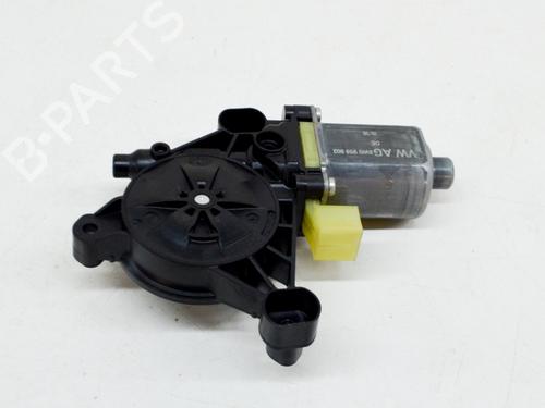 Right front window motor AUDI A4 B9 Avant (8W5, 8WD) 1.4 TFSI | BP8835872E20 