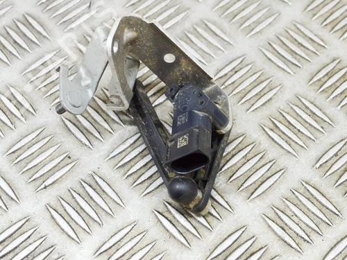 Used Electronic sensor BMW i3 (I01) s Electric (102 hp) 27760757