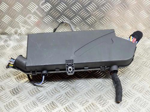 Fuse box JAGUAR F-PACE (X761) 2.0 TD4 AWD | BP9166805E1 