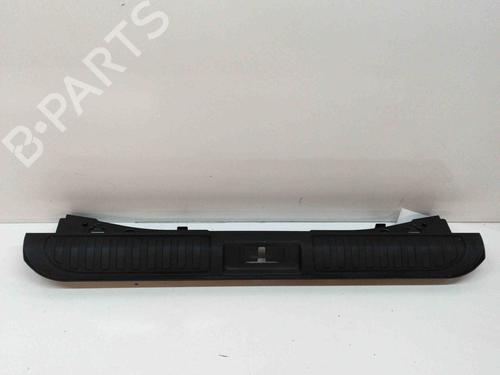 Used Tailgate trim LAND ROVER RANGE ROVER SPORT II (L494) 3.0 SDV6 4x4 (306 hp) 28551832