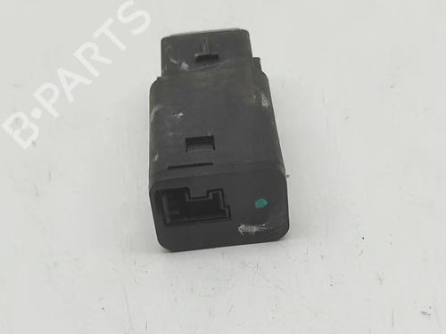 Used Electronic module Electronic module PEUGEOT 2008 II (UD_, US_, UY_, UJ_, UR_, UC_) e-2008 (UKZKXZ) (136 hp) 33798309 33798309