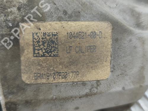 Venstre bremsekaliber foran TESLA MODEL 3 (5YJ3) EV AWD | BP28432537M105 