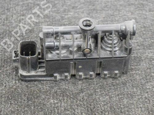 Used Electronic module Electronic module LAND ROVER RANGE ROVER SPORT I (L320) 3.0 D 4x4 (245 hp) 6759063 6759063