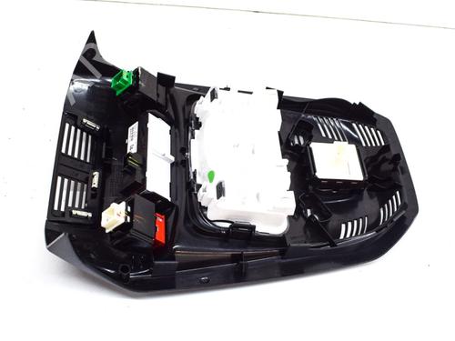 Interior roof light PEUGEOT 3008 II SUV (MC_, MR_, MJ_, M4_) 1.2 THP/ PureTech 130 (MRHNSM, MRHNSU, MRHNSJ, MRHNYW,... | BP12927831I8 